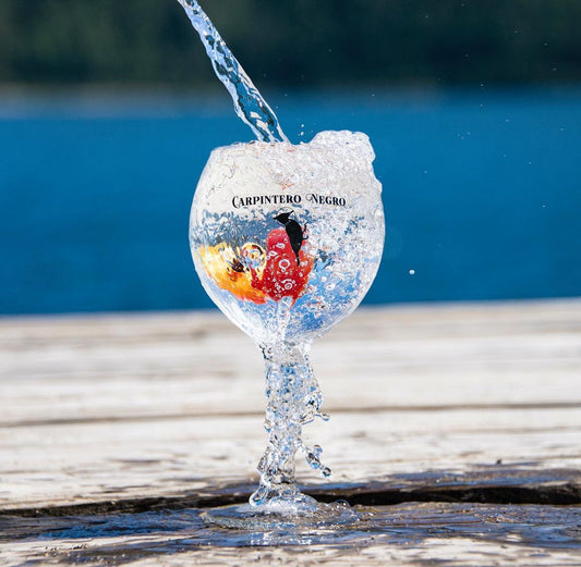 Gin carpintero negro - patagonic gin - portal voy - destilados