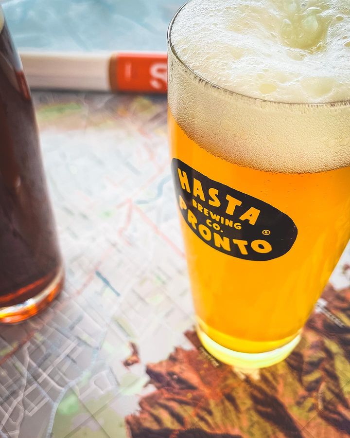 Hasta pronto - cerveza premium - de calidad - amber ale - mientras tanto - portal voy